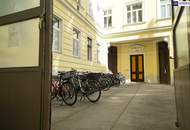 Ruhig in zweiter Reihe zur Straße gelegen!: Vermietete Altbauwohnung in 1060 – Top-Lage! Ideale smarte Anlage!