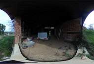 Ein Platz zum Ankommen: Renoviertes Bauernhaus mit Nebengebäude in traumhafter Güssinger Randlage