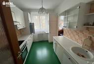 Großzügige 4-Zimmer-Wohnung mit Loggia