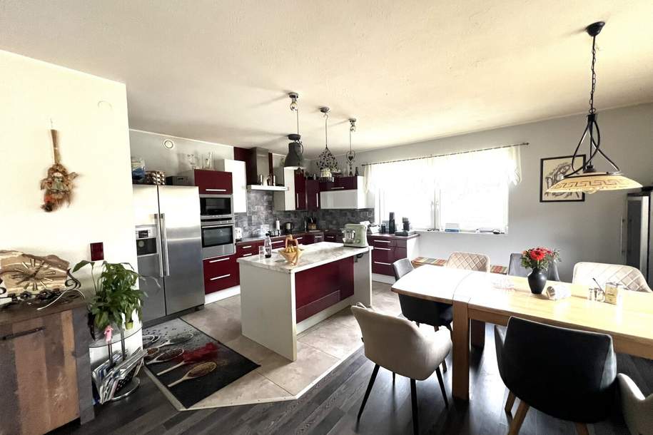 +++ Bad St. Leonhard im Lavanttal +++ Lage mit Zukunft+++ ein großes Haus mit viel Potential für die komplette Familie, Haus-kauf, 310.000,€, 9462 Wolfsberg