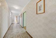 Vielseitige Gewerbe- und Wohnliegenschaft: Hallenflächen, Wohngebäude und großzügiges Grundstück – Jetzt Top Preis sichern!