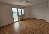 Unbefristete 3-Zimmer-Wohnung mit Loggia!