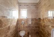 "Für Ein oder zwei Familien - Haus mit Eleganz"