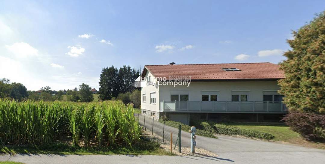 Geräumiges Einfamilienhaus mit großem Garten - 189.000,--€