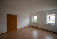 Ruhiges Haus für gewerbliche Zwecke! (Provisionsfrei)