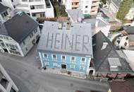 Mehrparteienhaus mit Parkplätzen im Zentrum von Spittal