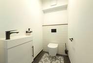 Altbau-Chic im Dachgeschoss | 3-Zimmer Balkonwohnung mit Klimaanlage und Fußbodenheizung