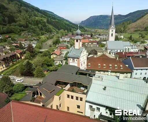 Modernes Wohnen trifft auf historisches Stadtturm-Haus. Ihr Lebens(t)raum in der Künstlerstadt Gmünd. PROVISIONSFREI FÜR DEN KÄUFER!!