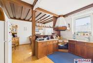 Endlich Platz! Haus mit riesigem Garten, 2 Garagen