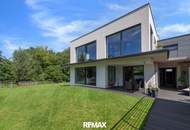STEYR | CHRISTKINDL – Hochwertiges Designerhaus mit Swimmingpool, Garten, Terrasse & Doppelgarage