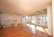 KEINE SCHRÄGEN !!! - Die Wohnfläche ist voll nutzbar + 1 Gartenterrasse (ca. 100 m²) + 5 Terrassen (ca. 50 m²) + 1 Garagenplatz im Eigentum
