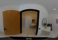 4-Zimmer-Altbau-Wohnung