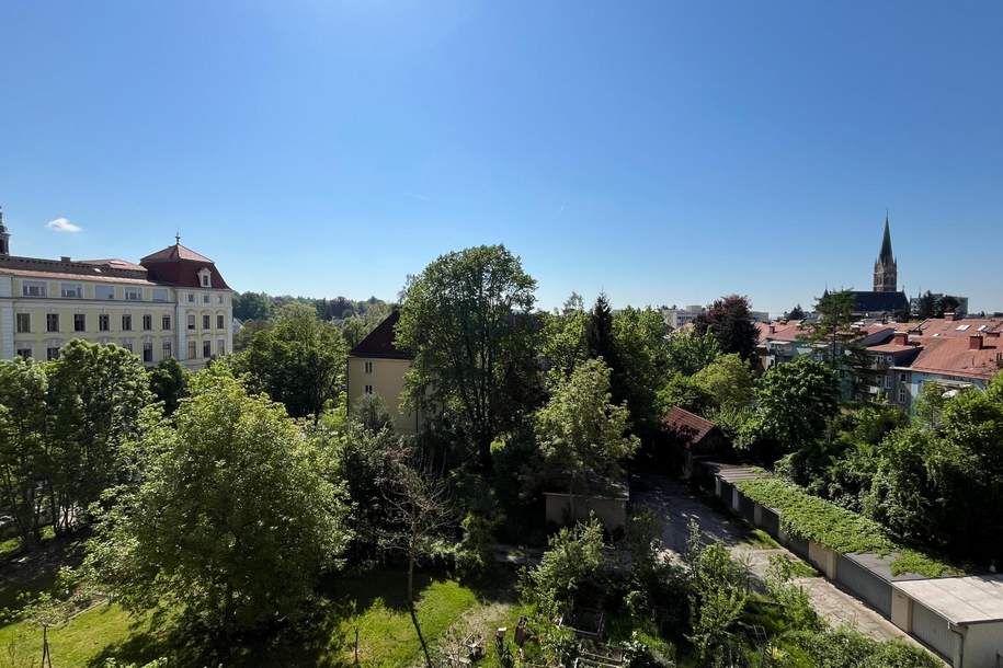 St. Leonhard! Zentral gelegene Wohnung mit ruhiger Loggia und schöner Aussicht, Wohnung-kauf, 199.000,€, 8010 Graz(Stadt)