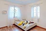 TRAUMHAFTES EINFAMILIENHAUS MIT MIT WOHNKÜCHE, 4 SCHLAFZIMMERN UND GROSSEM GARTEN