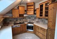 Zentral gelegene Dachgeschosswohnung neu adaptiert