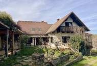 Haus mit ca. 275 m² Wohnfläche, ca. 2.200 m² Grund – ideal für Großfamilien, sanierungsbedürftig!