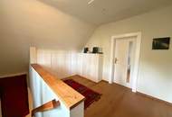 Großzügig wohnen in sonniger Aussichtslage – modernisiertes Haus mit ca. 225 m² Wohnfläche