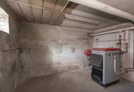 Oberlaaerstraße - renovierungsbedürftiges Einfamilienhaus mit Garage