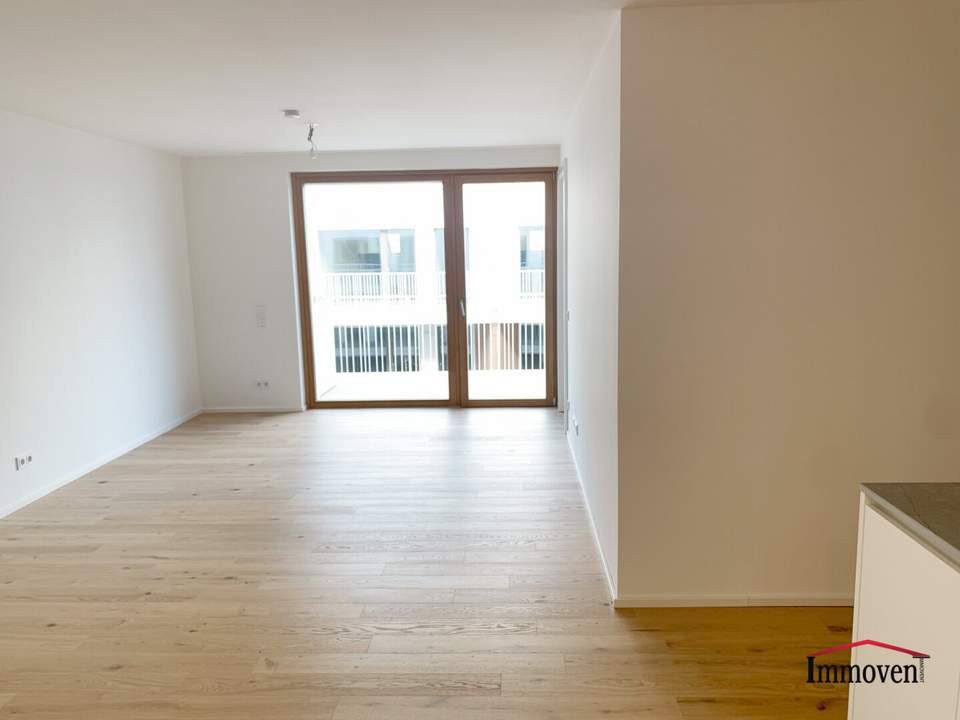 Hofseitige, moderne 2-Zimmerwohnung mit Balkon!