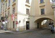 GESCHÄFTSLOKAL / BÜROLOKAL AM HOF