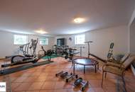 Traumhafte Villa mit historischem Flair, großem Garten, Pool, Sauna & und vielem mehr!