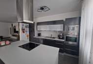 Exklusives Wohnensemble mit Einfamilienhaus und Bungalow – Wohnen auf höchstem Niveau in idyllischer Lage