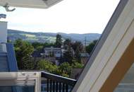 HELLE, RUHIGE WOHNUNG IN ZENTRALER LAGE INKLUSIVE GRÜNER DACHTERRASSE MIT PANORAMABLICK ÜBER KORNEUBURG