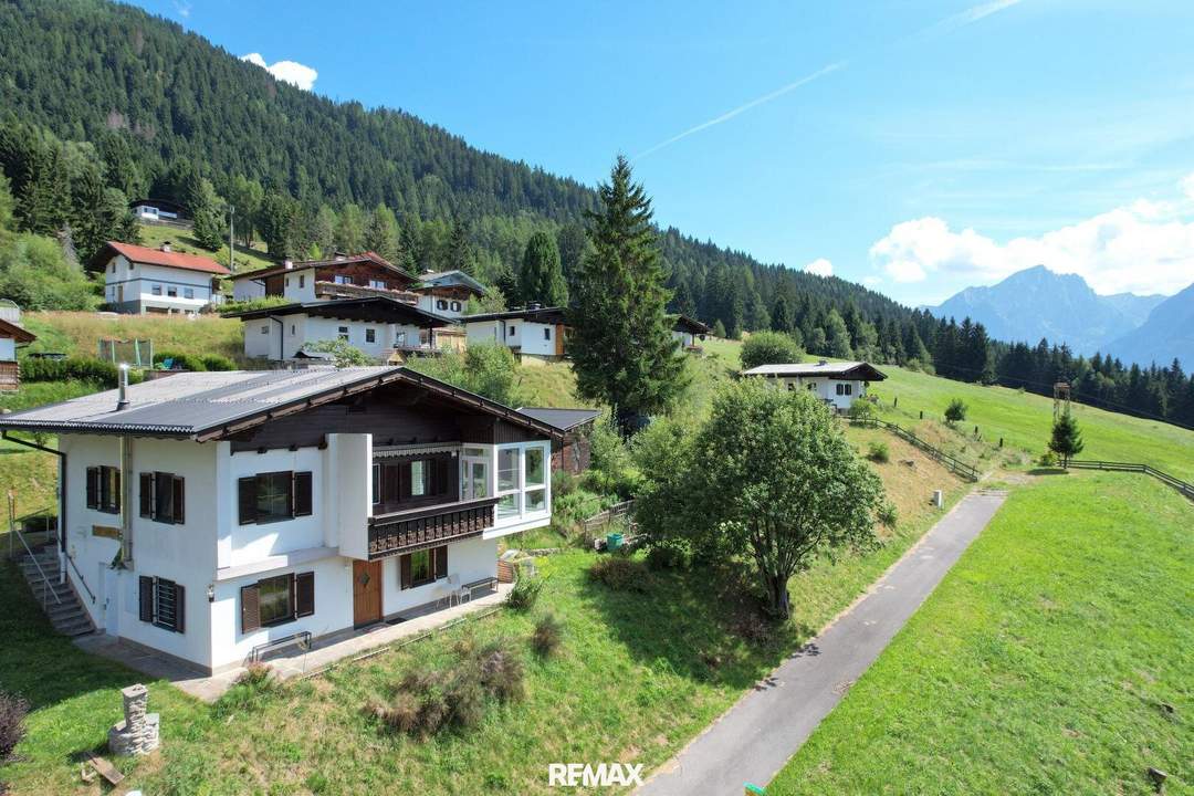 Zwischen Bergen und Natur - Wohnhaus mit Freizeitwohnsitz