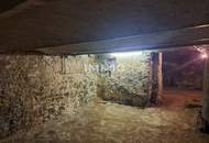 Ehemaliges Bauernhaus mit malerischen Innenhof