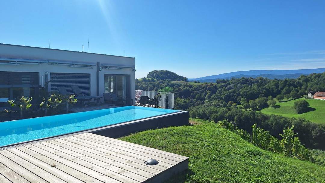 "Above it All" – Luxus-Apartment am Hochgrassnitzberg mit Aussicht und Anlagefaktor