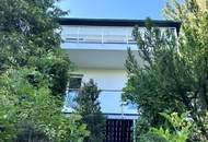 IDYLLE - EINFAMILIENHAUS IN ROMANTISCHER HANGLAGE - ERSTBEZUG NACH KOMPLETTSANIERUNG ZUM NIEDRIGENERGIEHAUS - FERNBLICK