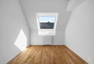 Traumhafte DG-Wohnung in 1100 Wien – vollrenoviert, 4 Zimmer, WG-geeignet!