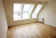 15370 - Hofruhelage mit Balkon und Dachterrasse