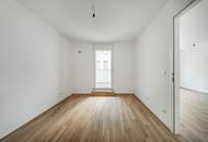 ERSTBEZUG >> bodentiefe Fenster in westseitiger Wohnung mit Loggia >> TOP LAGE