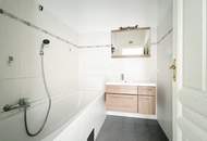 18.Wien, gediegener 104qm- 3,5 Zi-Altbau in bevorzugter Lage mit Lift