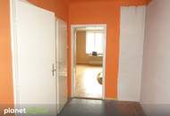 Sanierungsbedürftige Balkonwohnung im Botschaftsviertel