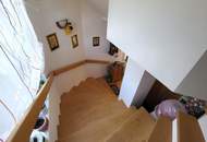 GERÄUMIGES ECKREIHENHAUS MIT GROSSEM GARTEN IN IDYLLISCHER LÄNDLICHER LAGE