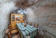 Charmanter Weinkeller mit Wohnung und Terrasse in Top-Lage!