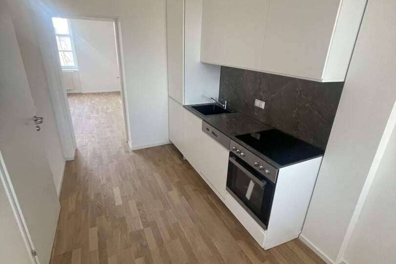 Ruhig wohnen & schnell in Wien – sanierte Singlewohnung, Wohnung-miete, 568,34,€, 2540 Baden