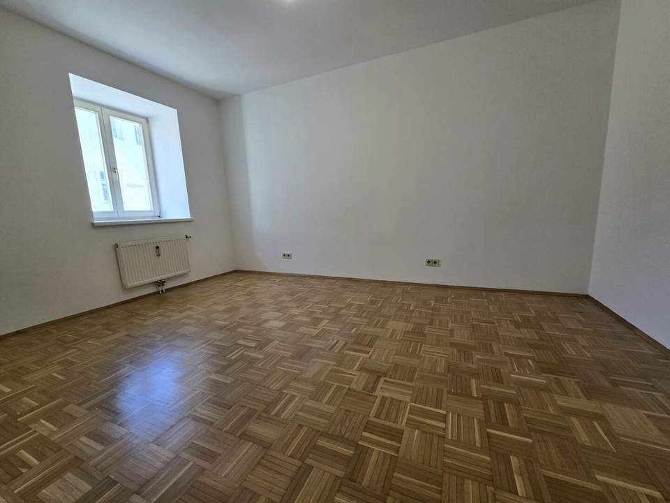 Graz-Zentrum: Smartes Investment: Perfekt geschnittene 2-Zimmer-Wohnung mit Top-Rendite! 1.OG Top 4 BJ 1841