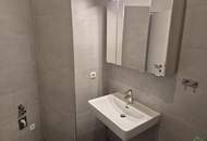 3-Zimmer-Altbauwohnung mit Einbauküche!