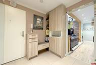 Moderne Dreizimmerwohnung mit Garten und zwei Parkplätzen, Badebiotop