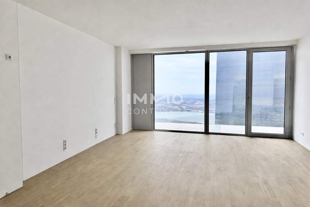 2 Zimmer - 15 m² Loggia - Sunset über Wien