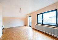 Haus mit Sanierungsbedarf auf großem Grundstück in perfekter Wohngegend