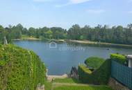 Keines Haus mit großem Garten - Nur einen Steinwurf vom Wasser entfernt