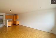 /MIT FREIFLÄCHE / TOLLE ANBINDUNG / VERFÜGBAR AB 1.08.2026 / 2-ZIMMER