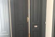 Stilaltbau im Servitenviertel !!! Ausblick in den ruhigen und begrünten Innenhof !!!