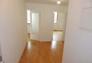 PROVISIONSFREIE, TRAUMHAFTE, SEHR GEPFLEGTE 2-ZIMMER-TERRASSENWOHNUNG IN TOPLAGE IM ZENTRUM