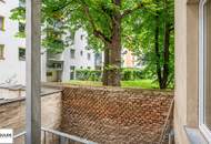 ** Sanierte 2-Zimmer-Altbau Wohnung mit Balkon in hofseitiger Lage - guter Lage **