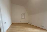 CHARMANTE DACHGESCHOSSWOHNUNG MIT HELLER WOHNATMOSPHÄRE